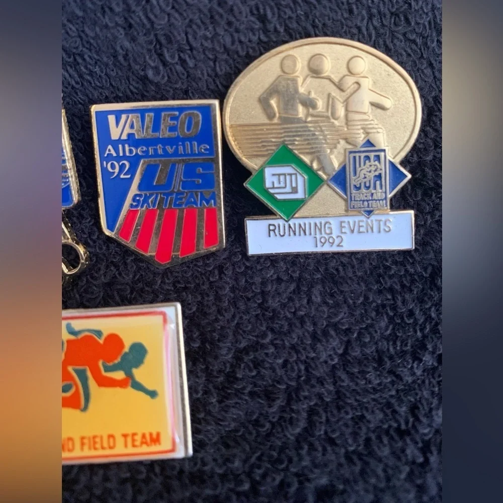 Vintage Collection Of 1992 Summer and Winter Olympic Pins, Lot of 5 - Picture 4 of 5